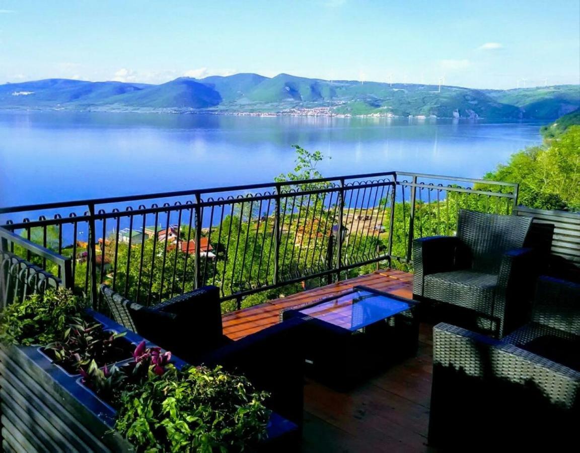 Carobni Breg Villa Golubac Eksteriør billede